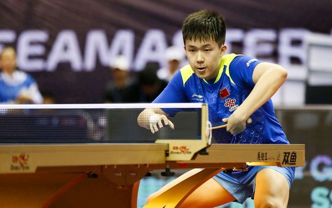 中路队友牵 中路队友牵