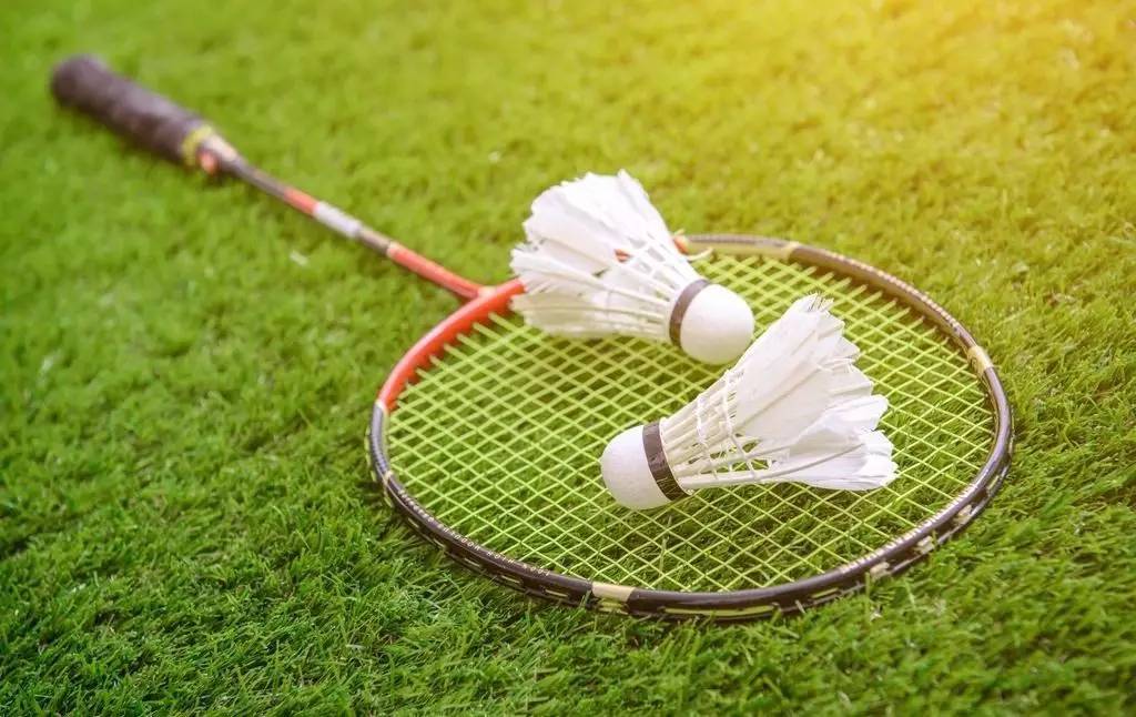 组在禁区内 组在禁区内